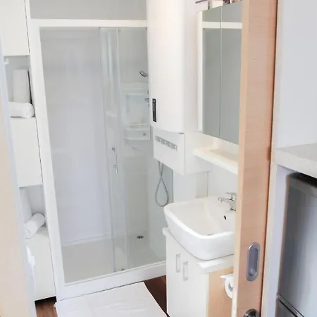 度假居 Star 2 Floating House, Marina