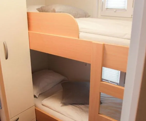 Holiday home Star 2 Floating House, Marina